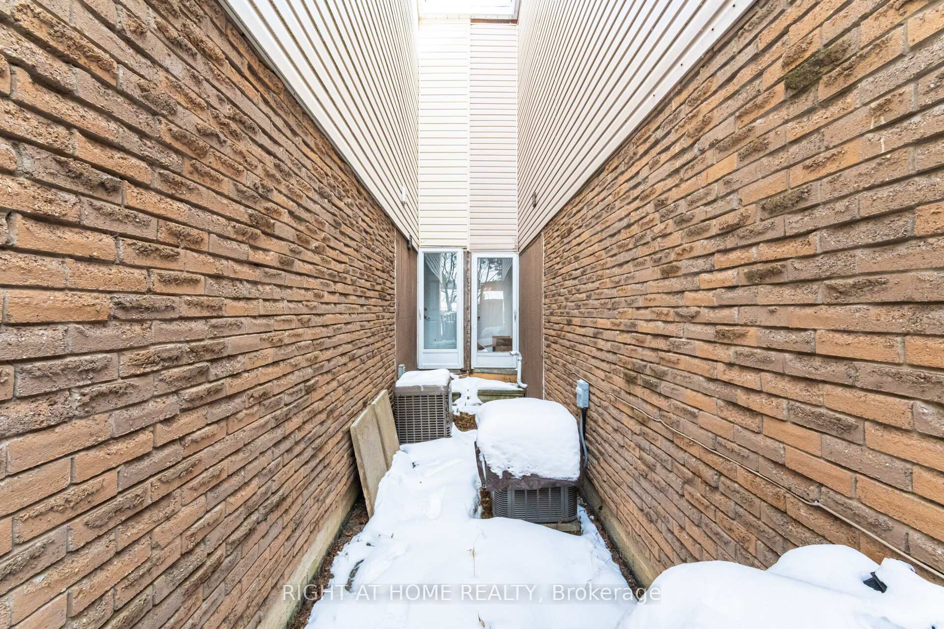 Photo 33 of 163 Tamarack Drive, Markham, Aileen-Willowbrook — HOMEH