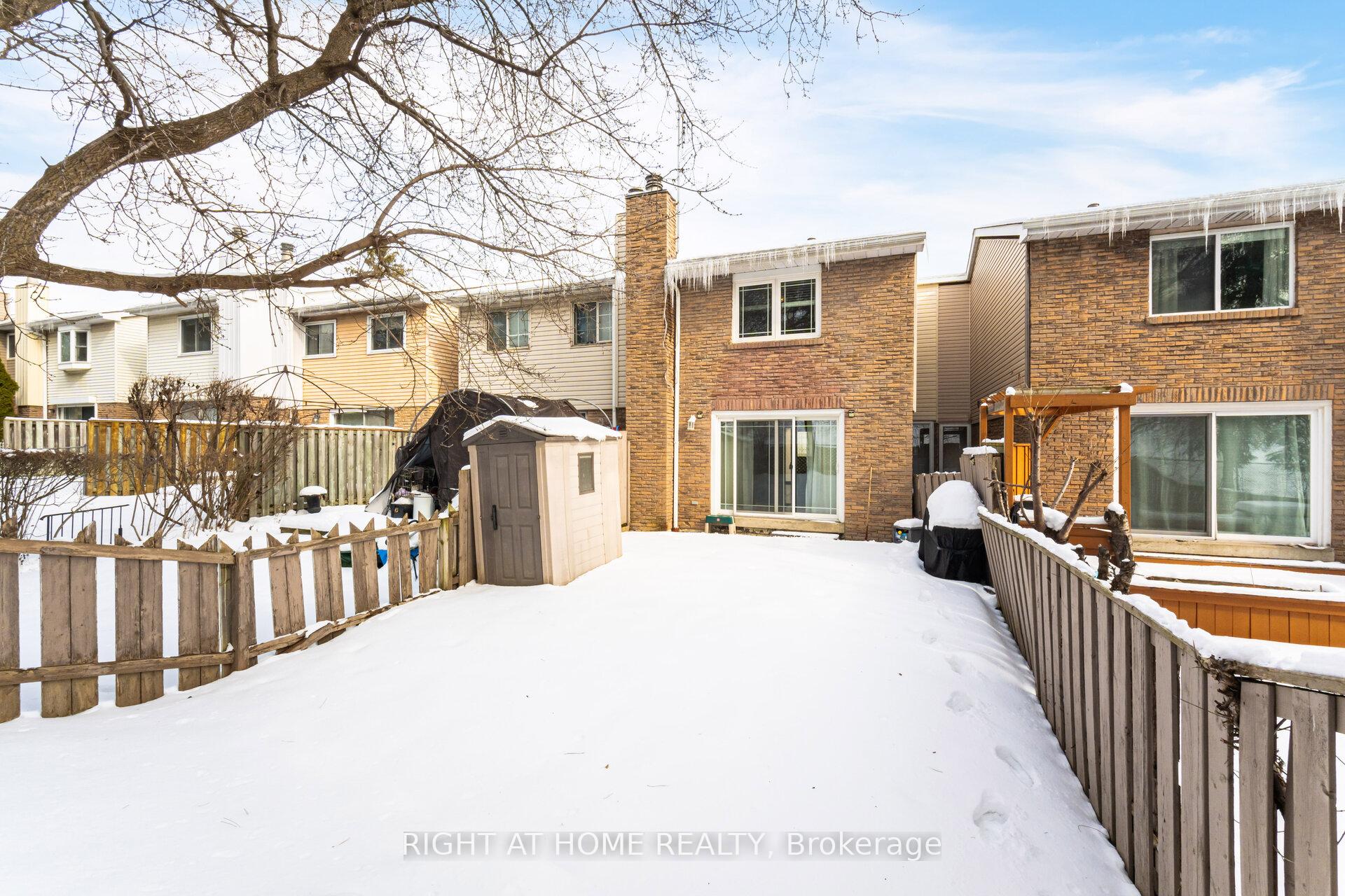 Photo 37 of 163 Tamarack Drive, Markham, Aileen-Willowbrook — HOMEH