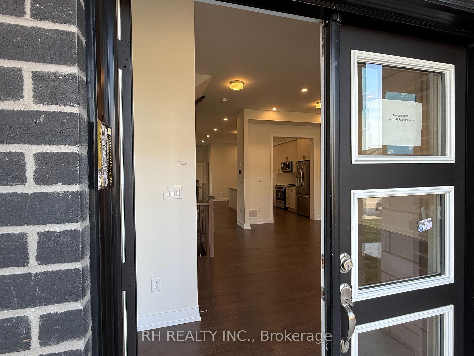 Photo 3 of 599 Riverlands Avenue, Markham, Cornell — HOMEH