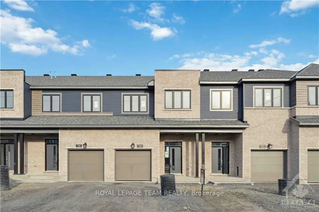 Photo 6 of 704 Fairline Row, Ottawa, Kanata - Emerald Meadows/Trailwest — HOMEH