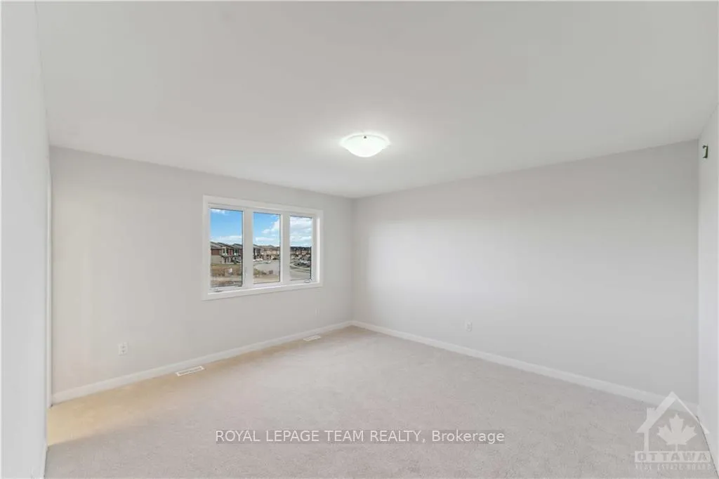 Photo 16 of 704 Fairline Row, Ottawa, Kanata - Emerald Meadows/Trailwest — HOMEH