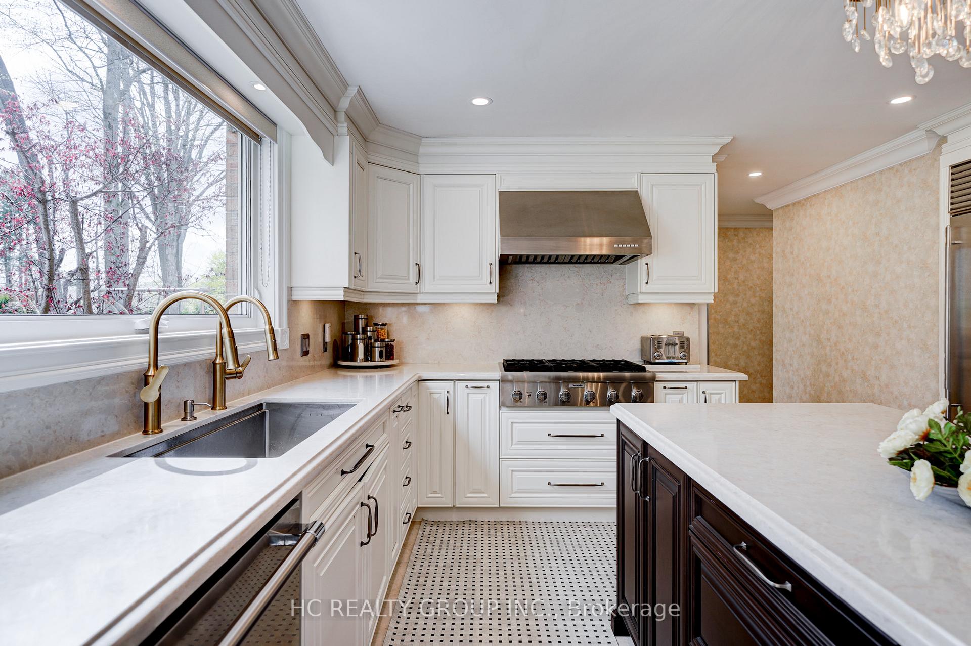 Photo 10 of 2 Glenridge Drive, Markham, Devil's Elbow — HOMEH