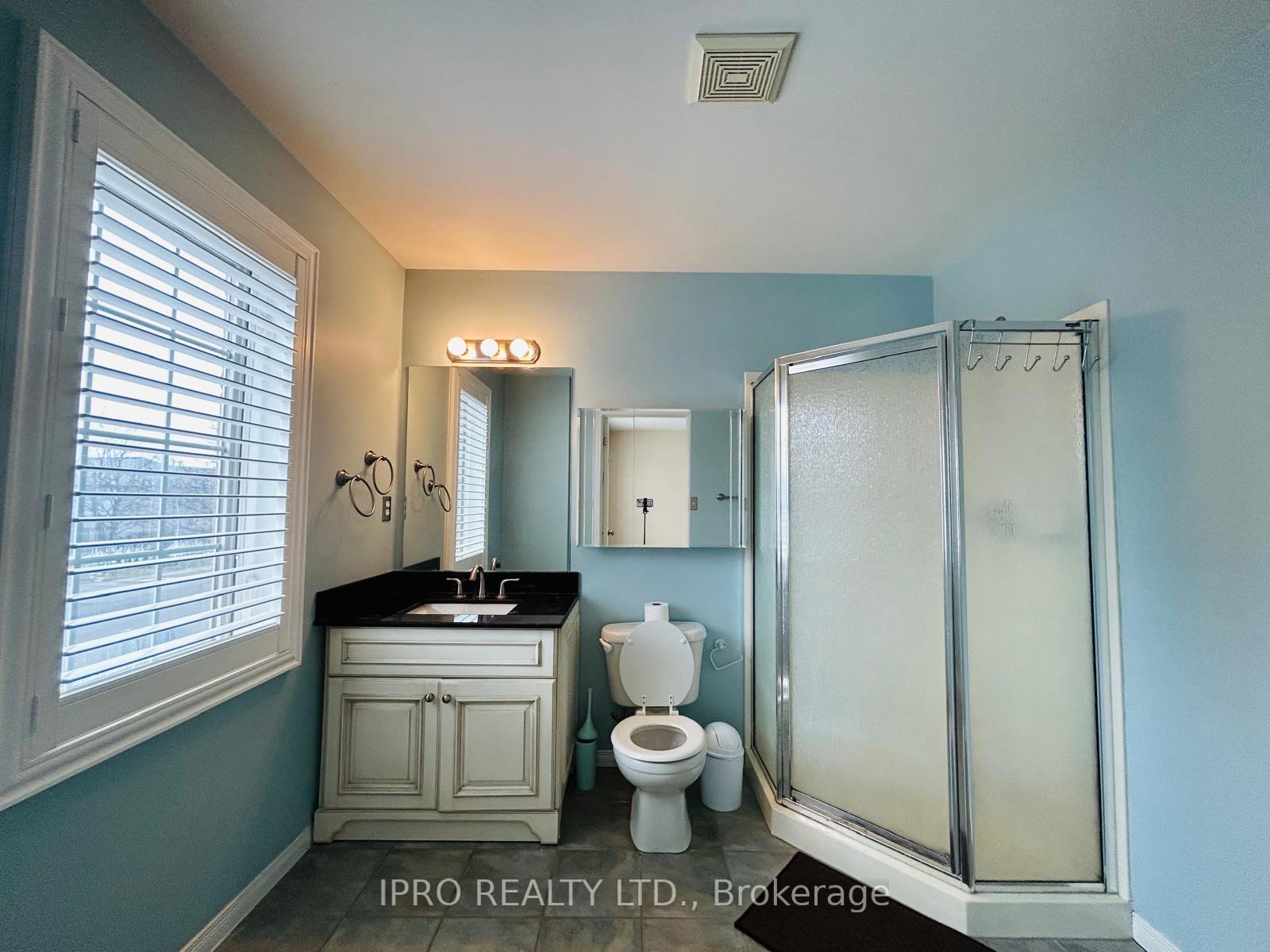 Photo 11 of 123 Frances Avenue, Hamilton, Stoney Creek — HOMEH