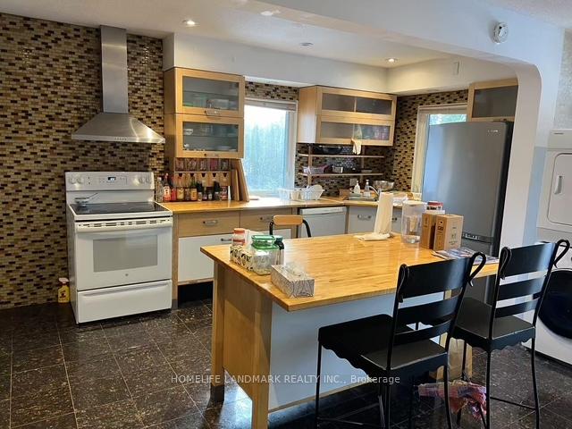 Photo 12 of 163 John Street, Markham, Thornhill — HOMEH
