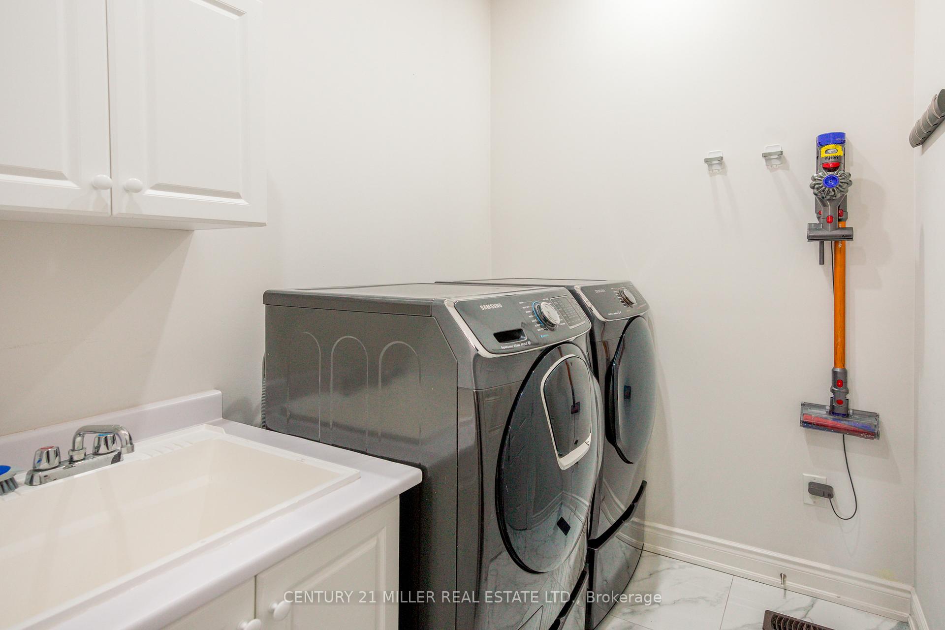 Photo 9 of Unit UPPER, 95 Goodwin Crescent, Milton, Ford — HOMEH