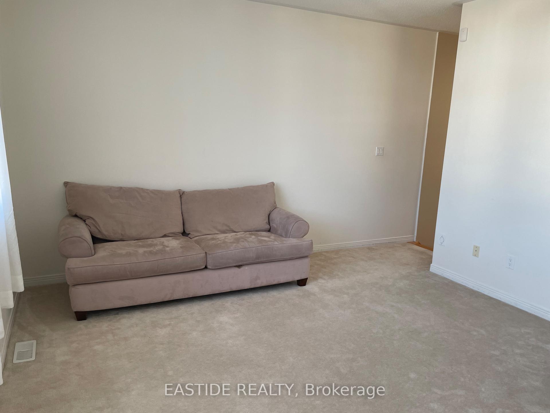 Photo 15 of 25 Larcastle Avenue, Markham, Berczy — HOMEH