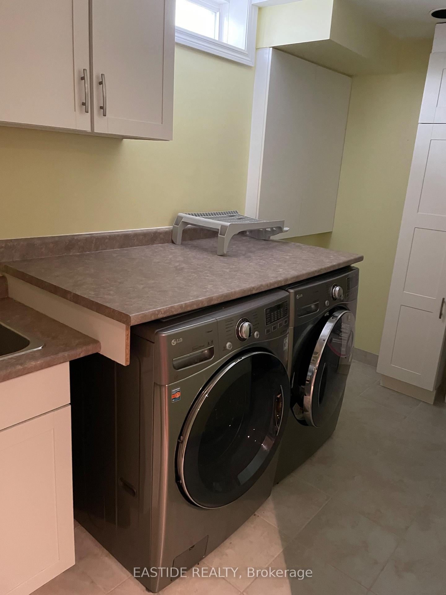 Photo 20 of 25 Larcastle Avenue, Markham, Berczy — HOMEH