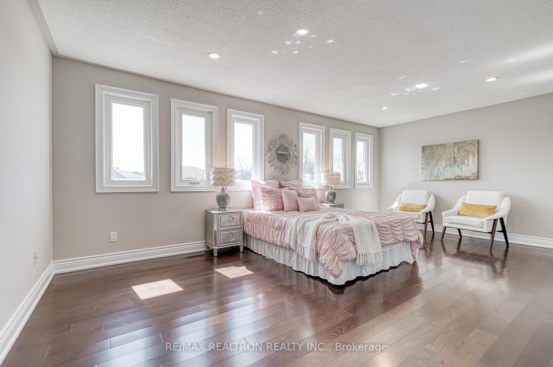 Photo 1 of 433 Raymerville Drive, Markham, Raymerville — HOMEH