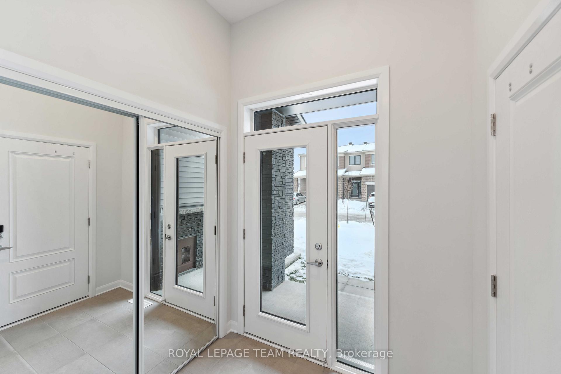 Photo 2 of 307 Elsie MacGill Walk, Ottawa, Kanata - Morgan's Grant/South March — HOMEH