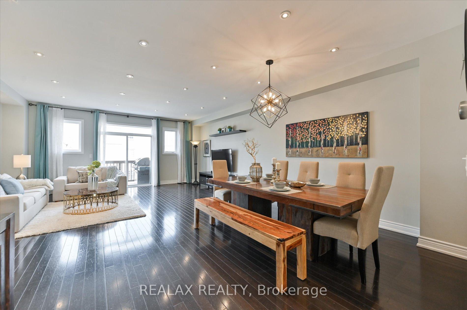 Photo 13 of 19 Etherington Way, Markham, Victoria Square — HOMEH