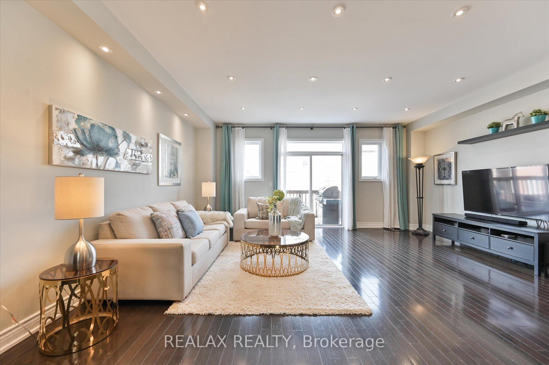 Photo 15 of 19 Etherington Way, Markham, Victoria Square — HOMEH