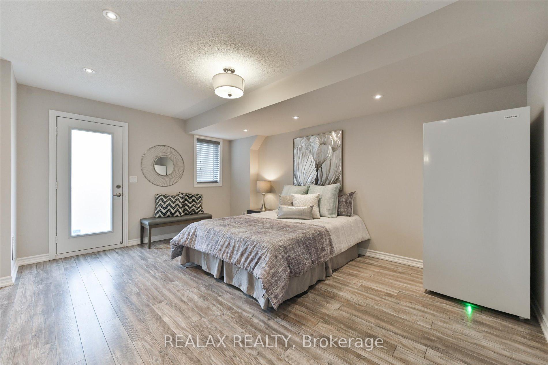 Photo 33 of 19 Etherington Way, Markham, Victoria Square — HOMEH