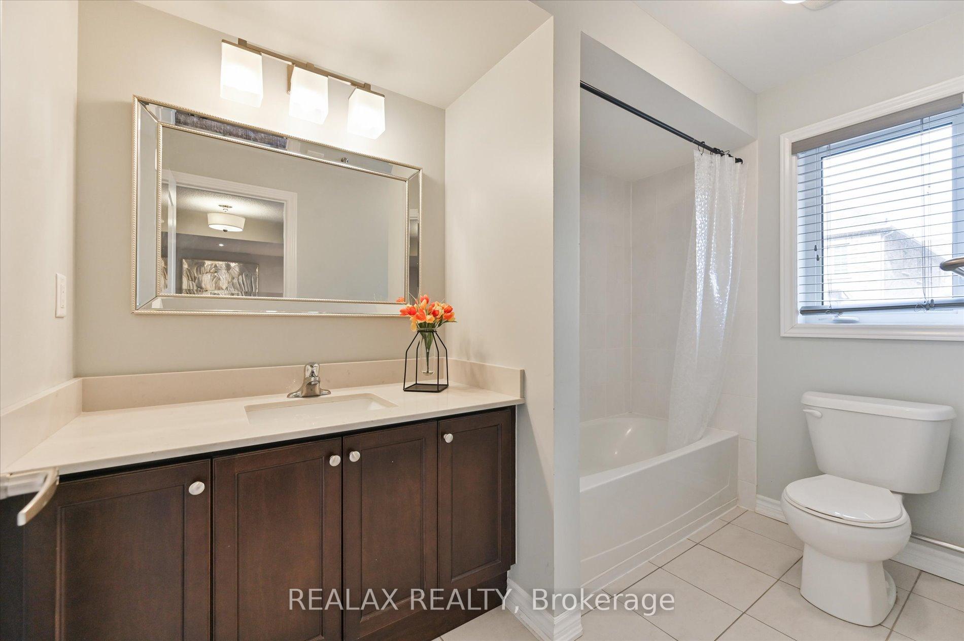 Photo 35 of 19 Etherington Way, Markham, Victoria Square — HOMEH