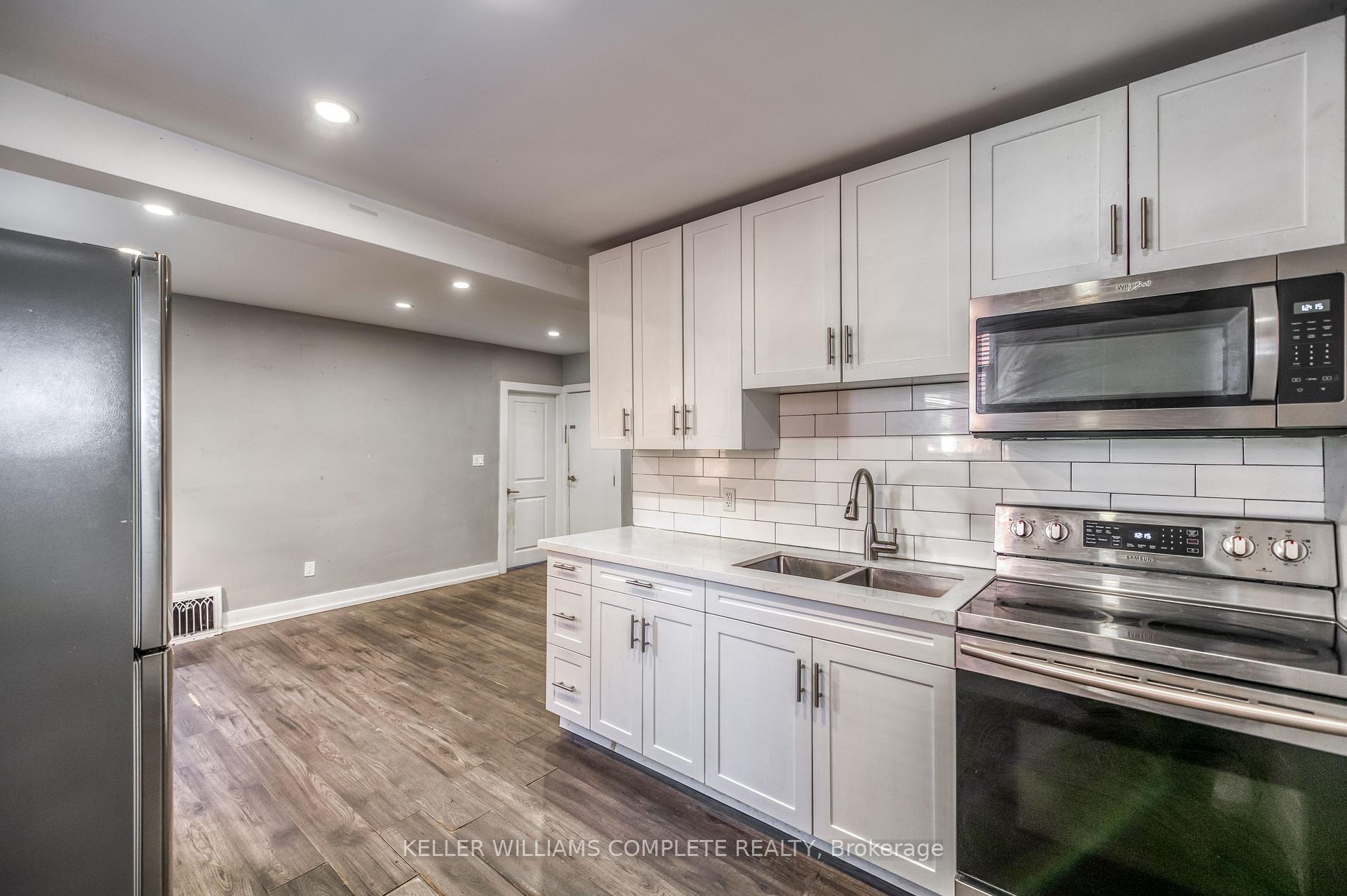 Photo 5 of Unit Unit 1, 48 Shaw Street, Hamilton, Industrial Sector — HOMEH