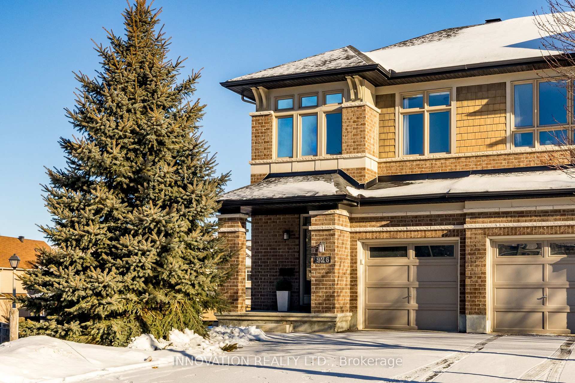 Front of 926 Fletcher Circle