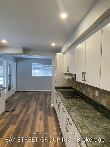 Photo 6 of 18 Hughson Drive, Markham, Buttonville — HOMEH