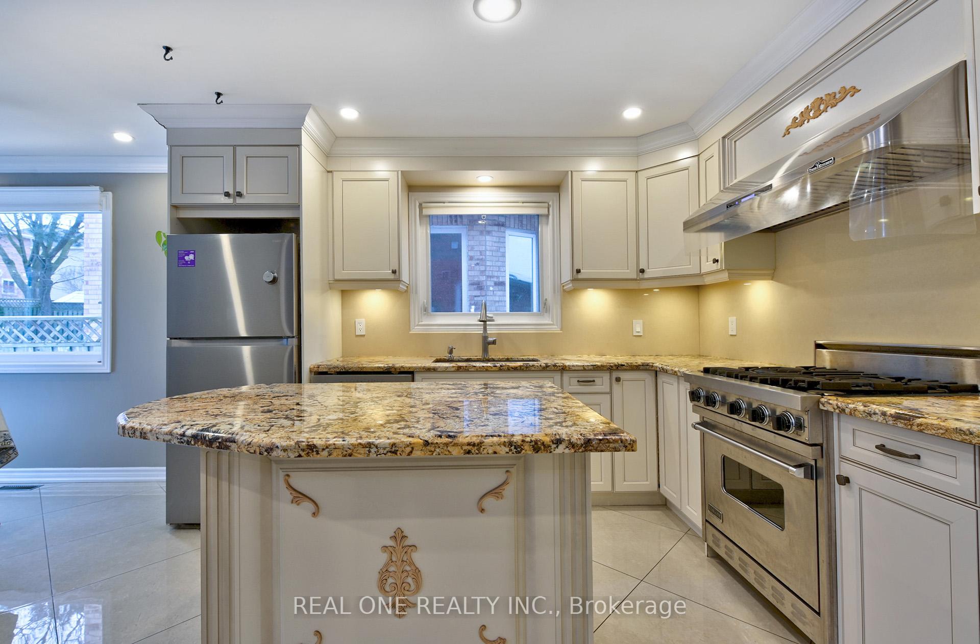 Photo 14 of 90 Morrison Crescent, Markham, Buttonville — HOMEH