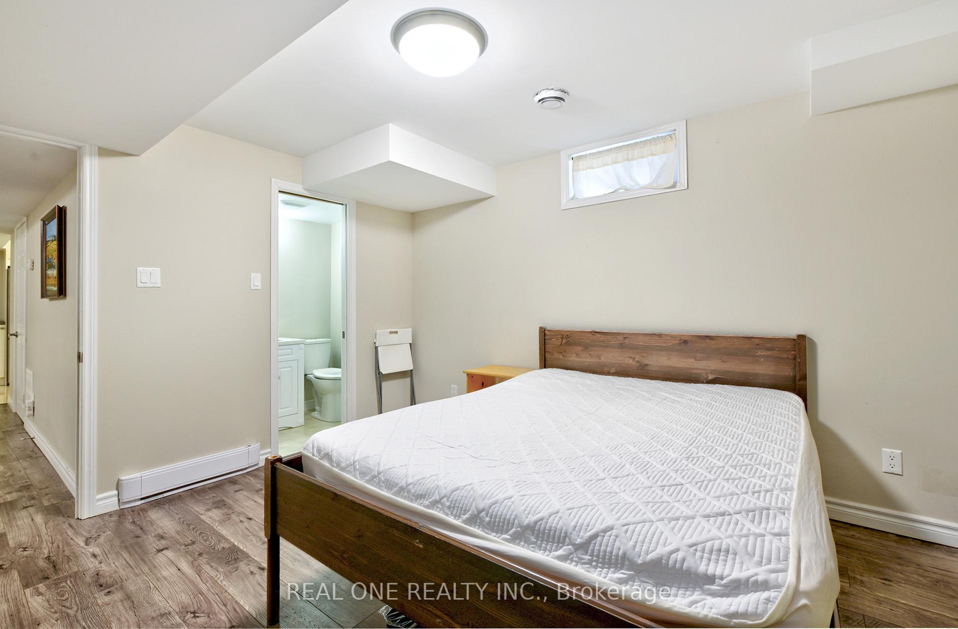 Photo 37 of 90 Morrison Crescent, Markham, Buttonville — HOMEH