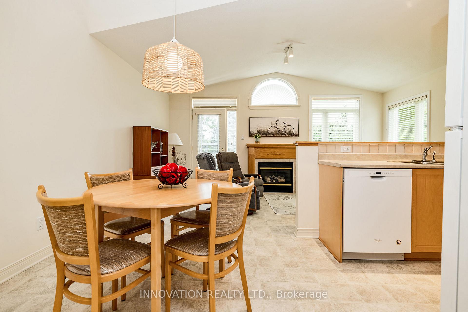 Photo 11 of 8 Nighthawk Crescent, Ottawa, Kanata - Bridlewood — HOMEH