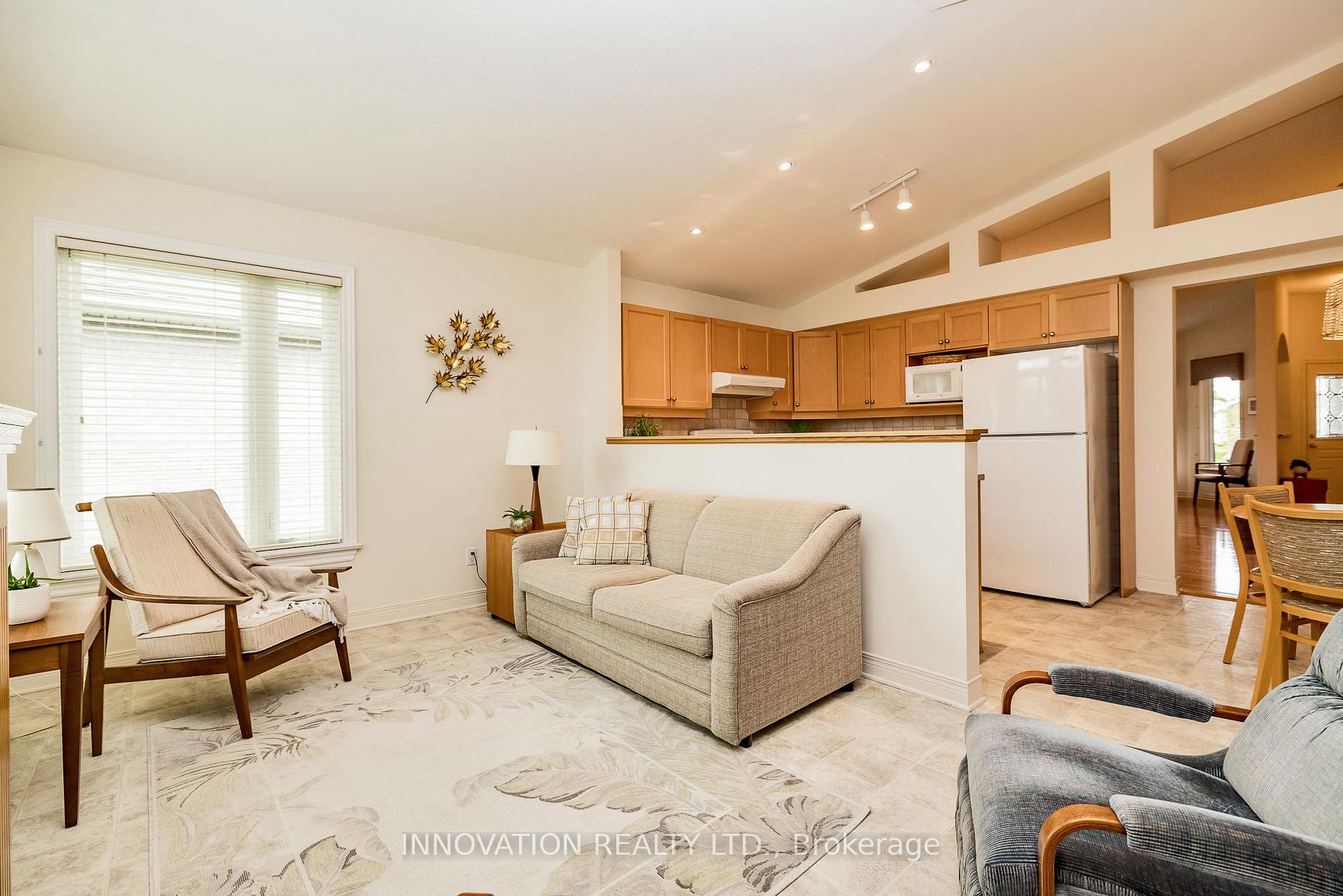 Photo 17 of 8 Nighthawk Crescent, Ottawa, Kanata - Bridlewood — HOMEH