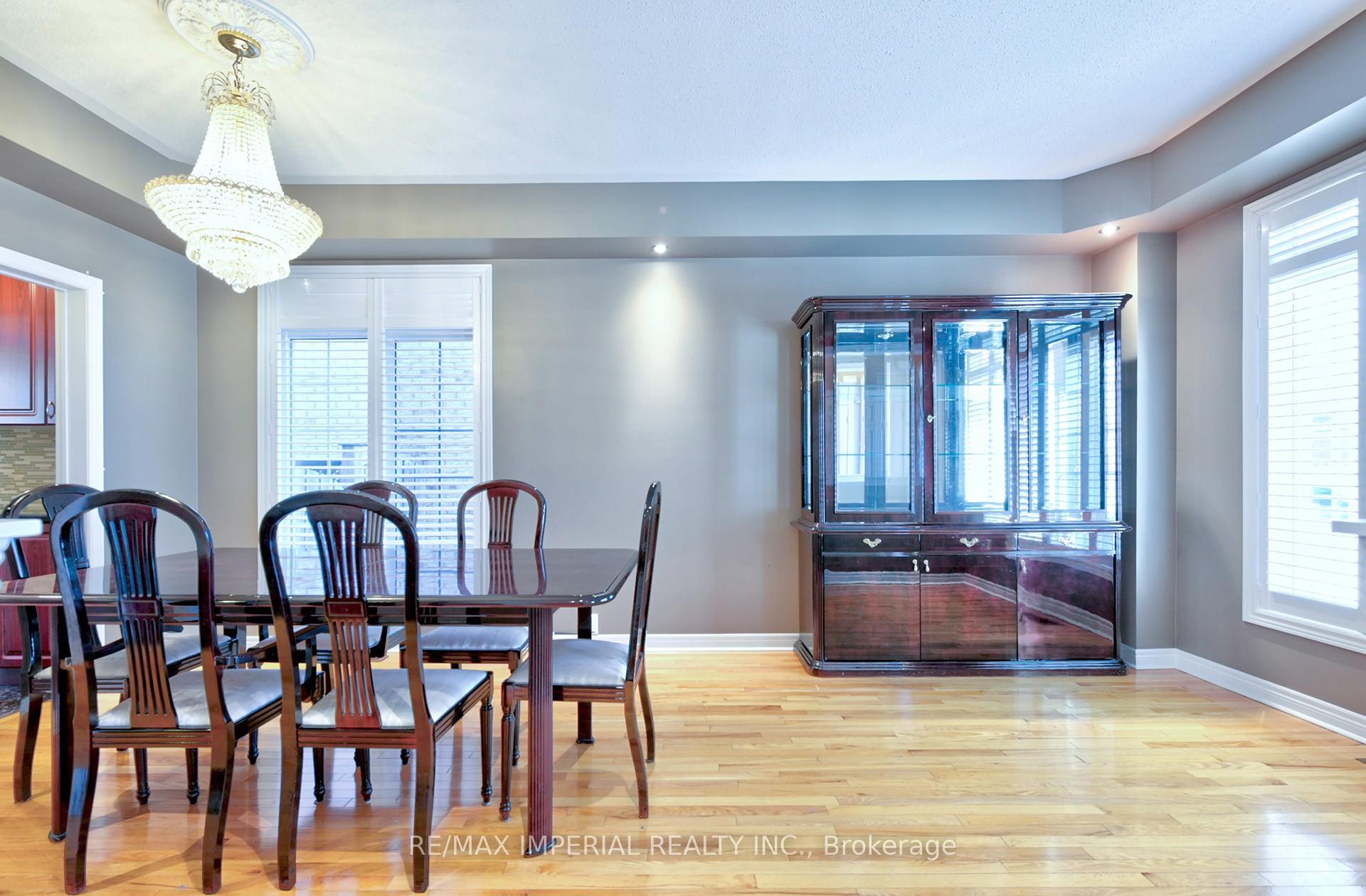 Photo 4 of 257 Everett Street, Markham, Wismer — HOMEH
