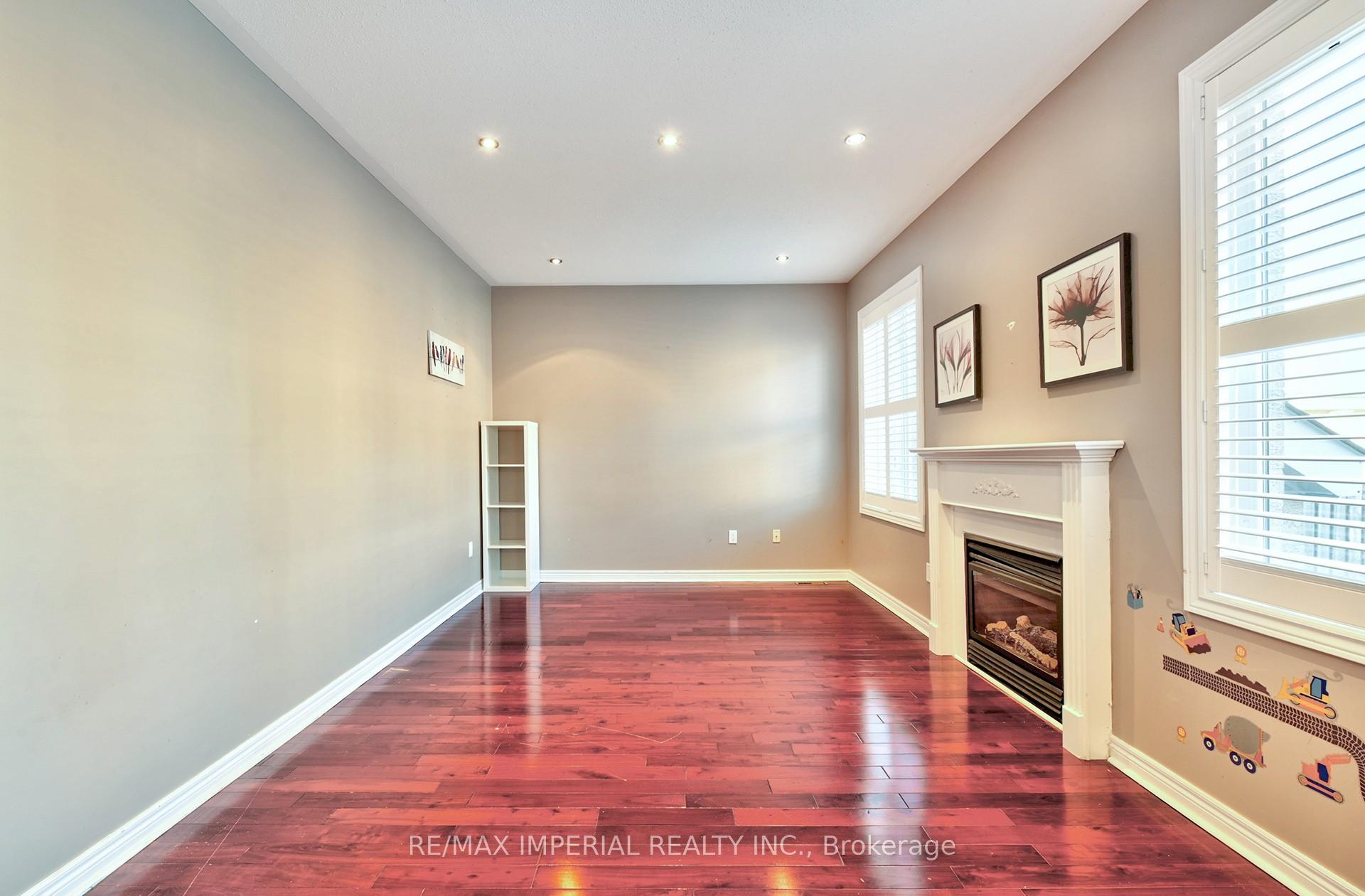 Photo 8 of 257 Everett Street, Markham, Wismer — HOMEH