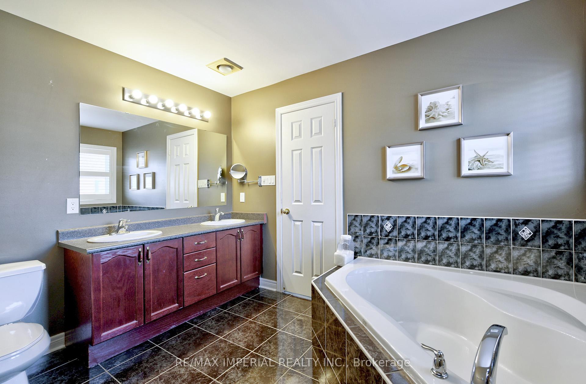 Photo 10 of 257 Everett Street, Markham, Wismer — HOMEH
