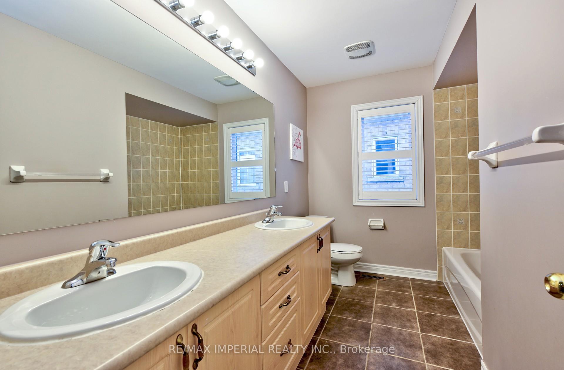 Photo 12 of 257 Everett Street, Markham, Wismer — HOMEH
