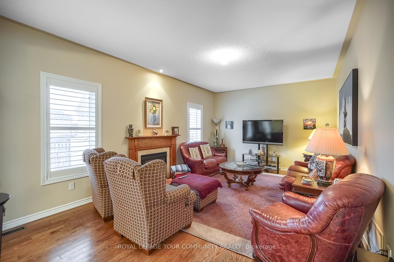 Photo 11 of 496 Roy Rainey Avenue, Markham, Wismer — HOMEH