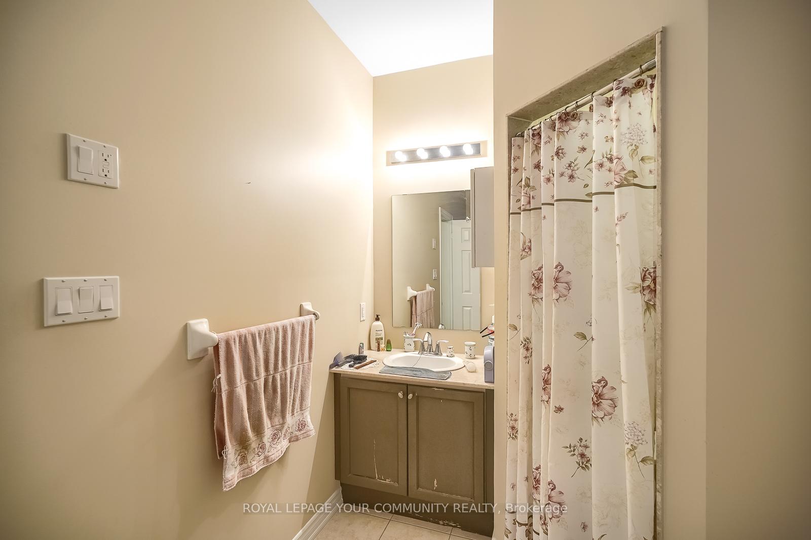 Photo 20 of 496 Roy Rainey Avenue, Markham, Wismer — HOMEH