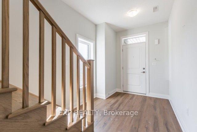 Photo 4 of 23 Bayberry Lane, Grimsby, Grimsby Escarpment — HOMEH