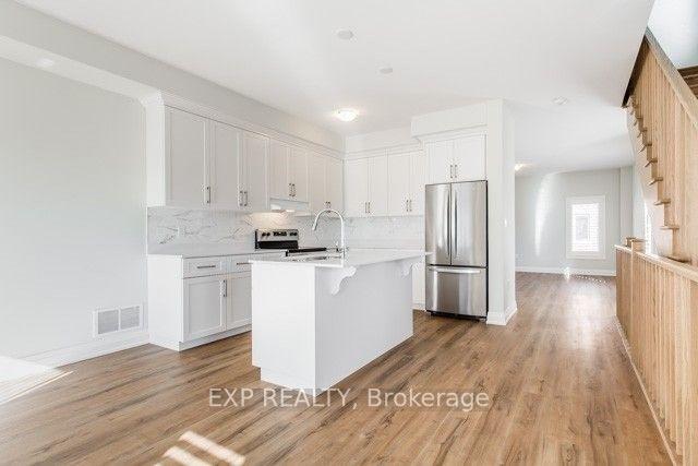 Photo 14 of 23 Bayberry Lane, Grimsby, Grimsby Escarpment — HOMEH