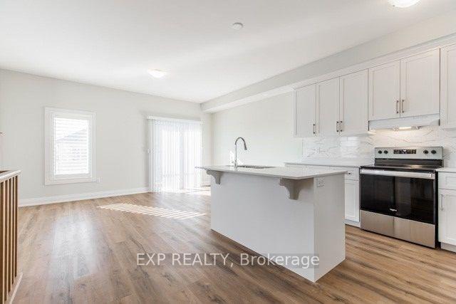 Photo 18 of 23 Bayberry Lane, Grimsby, Grimsby Escarpment — HOMEH