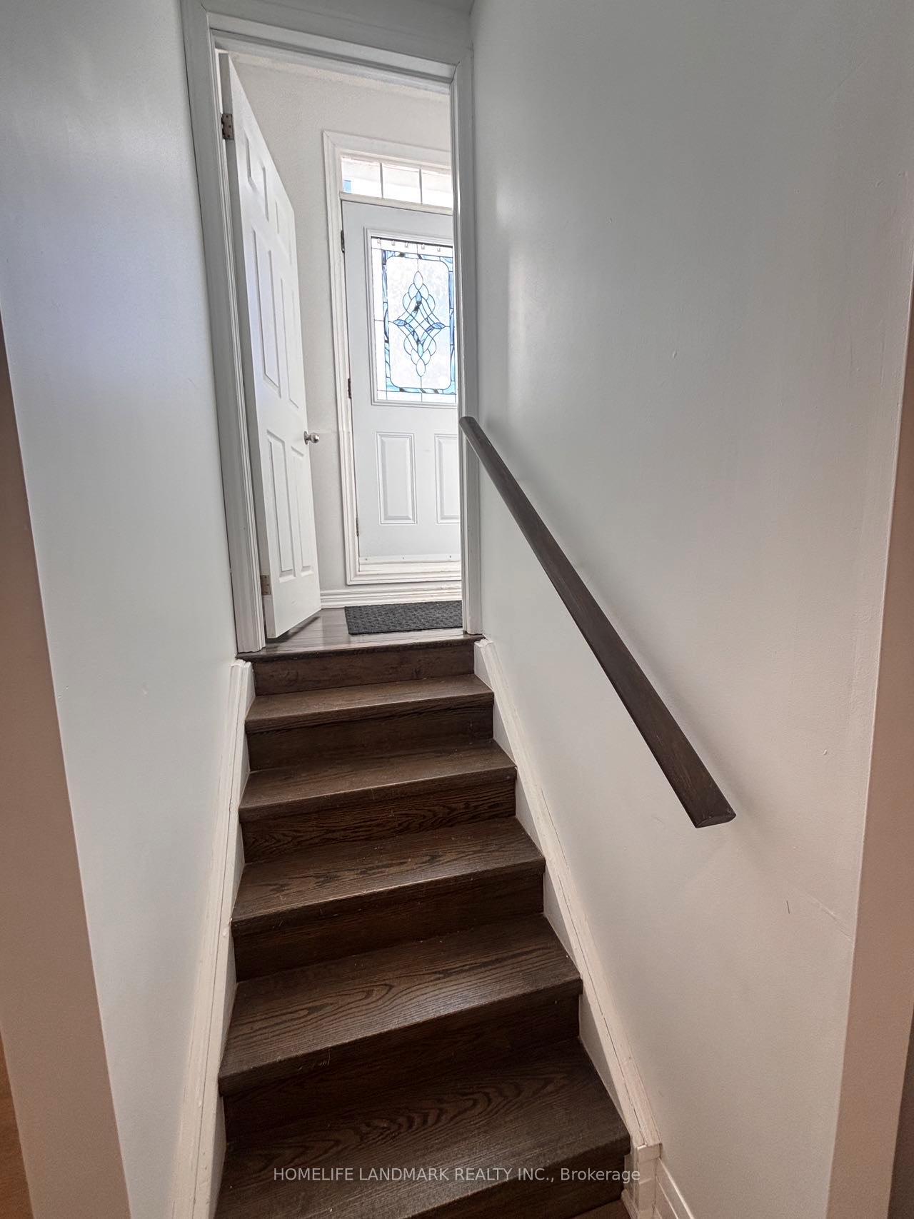 Photo 2 of Unit Basemen, 98 Viscount Drive, Markham, Berczy — HOMEH