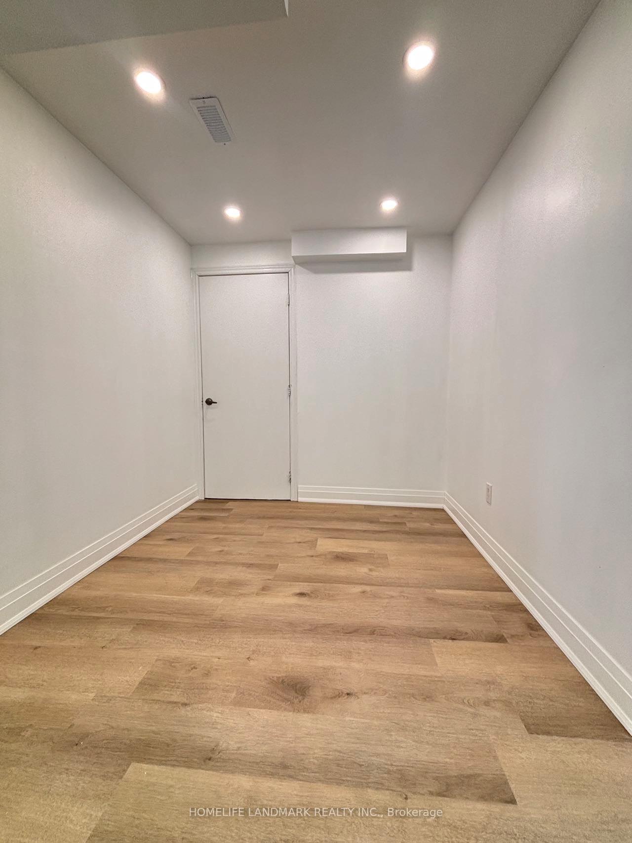 Photo 13 of Unit Basemen, 98 Viscount Drive, Markham, Berczy — HOMEH