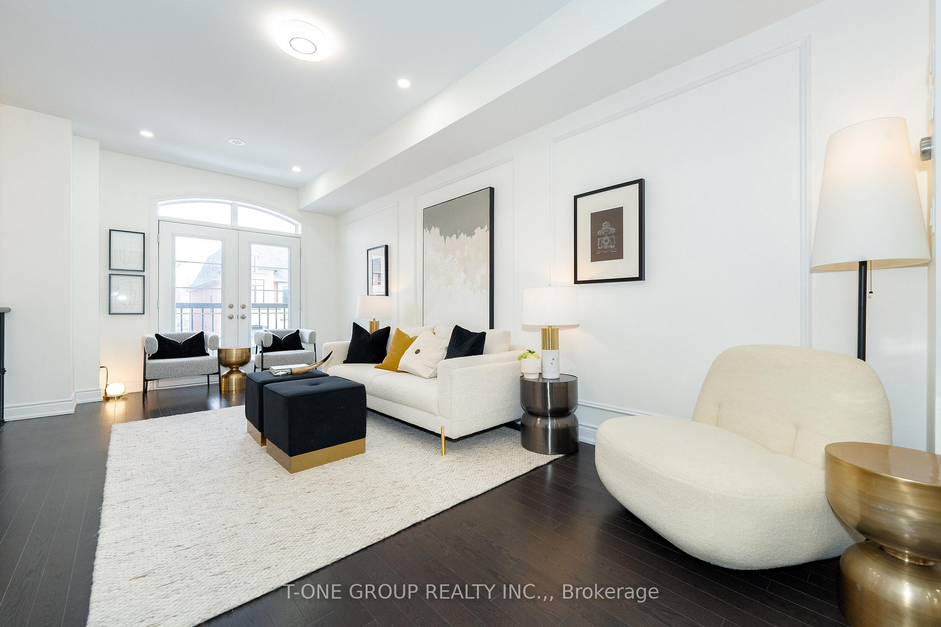 Photo 7 of 111 Lichfield Road, Markham, Unionville — HOMEH