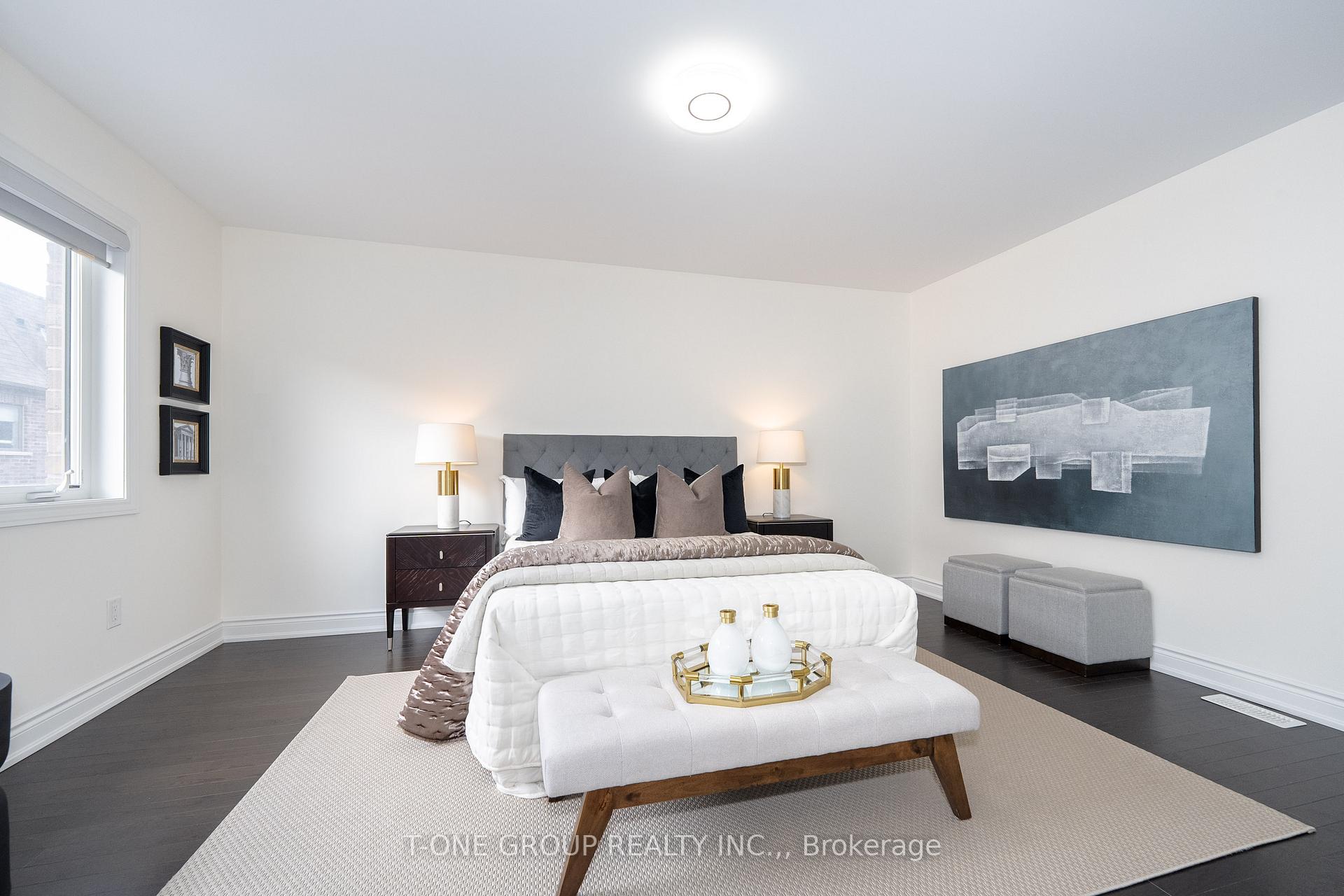 Photo 16 of 111 Lichfield Road, Markham, Unionville — HOMEH