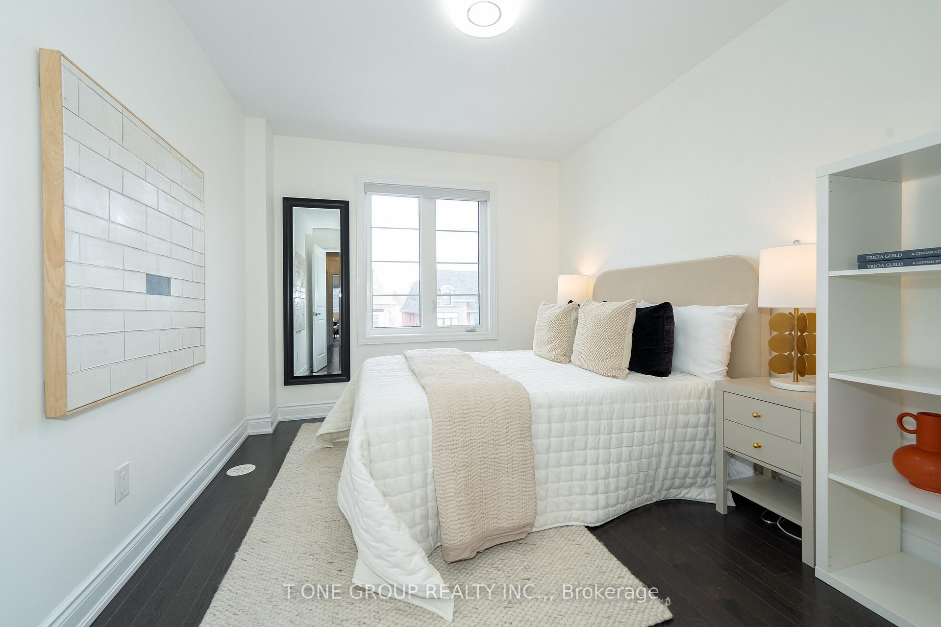 Photo 19 of 111 Lichfield Road, Markham, Unionville — HOMEH