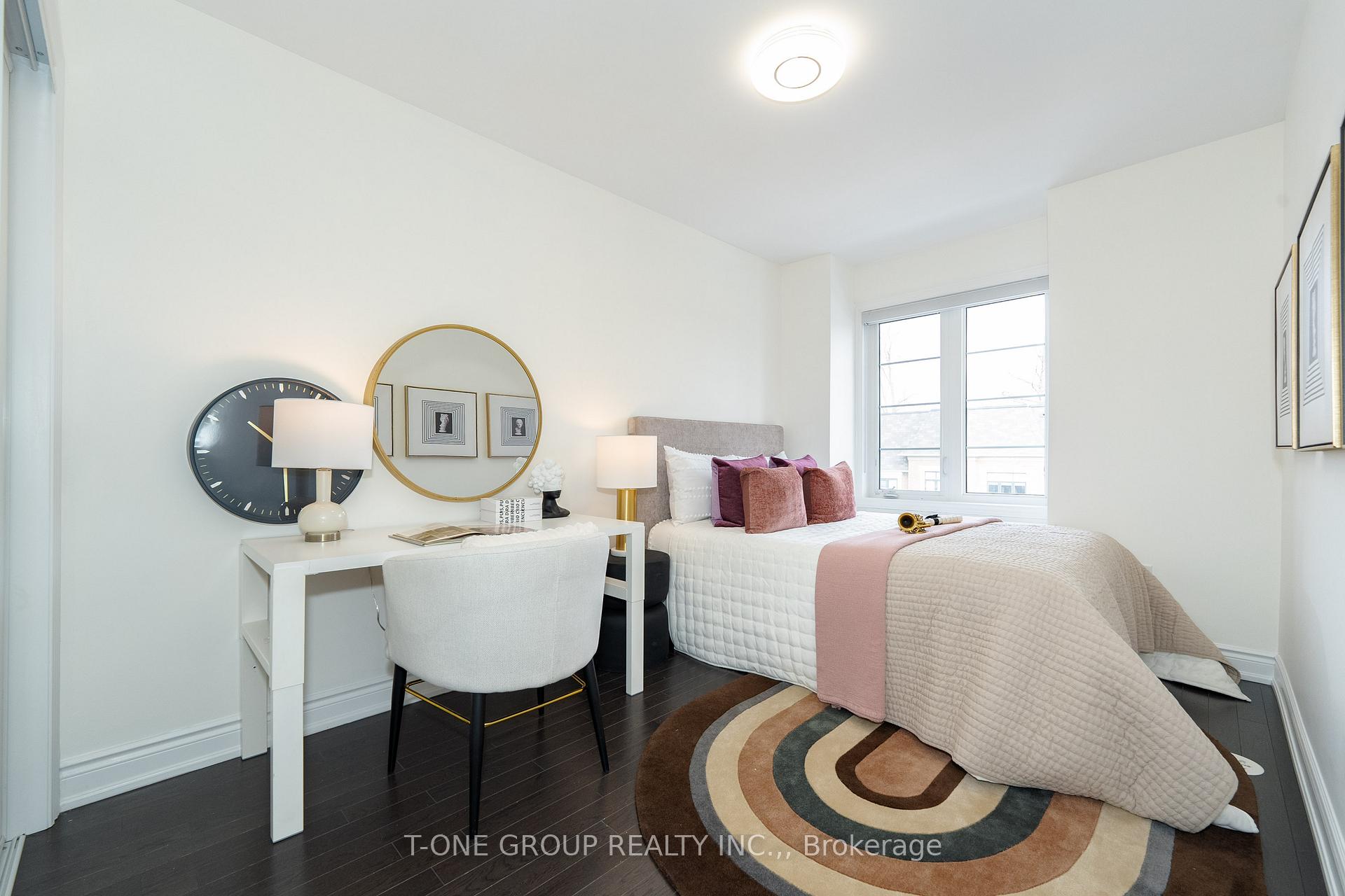 Photo 23 of 111 Lichfield Road, Markham, Unionville — HOMEH