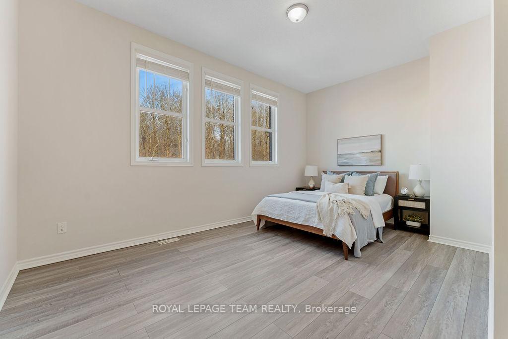 Photo 19 of 106 Pinelock Street, Ottawa, Kanata - Emerald Meadows/Trailwest — HOMEH