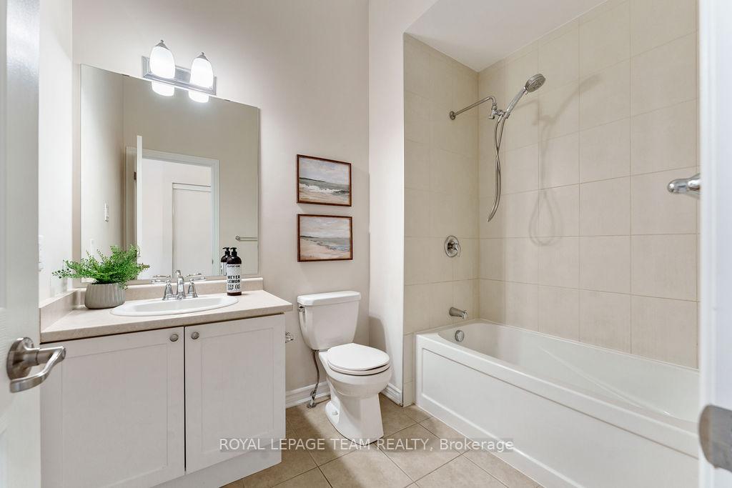 Photo 20 of 106 Pinelock Street, Ottawa, Kanata - Emerald Meadows/Trailwest — HOMEH