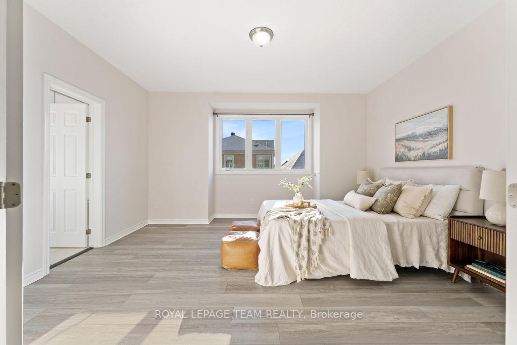 Photo 21 of 106 Pinelock Street, Ottawa, Kanata - Emerald Meadows/Trailwest — HOMEH