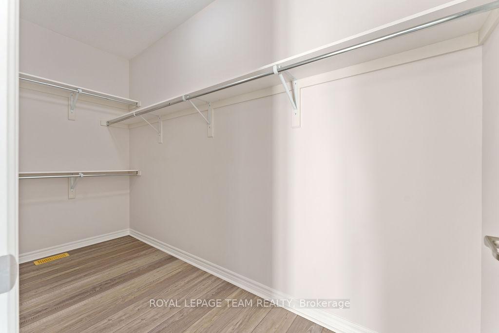 Photo 23 of 106 Pinelock Street, Ottawa, Kanata - Emerald Meadows/Trailwest — HOMEH