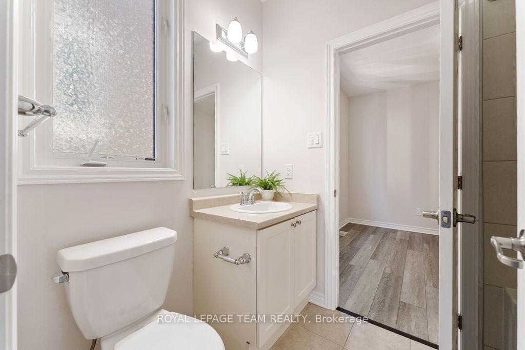 Photo 29 of 106 Pinelock Street, Ottawa, Kanata - Emerald Meadows/Trailwest — HOMEH
