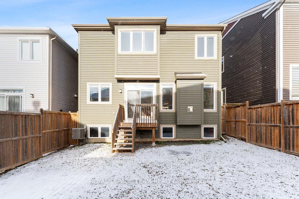 Photo 36 of 106 Pinelock Street, Ottawa, Kanata - Emerald Meadows/Trailwest — HOMEH