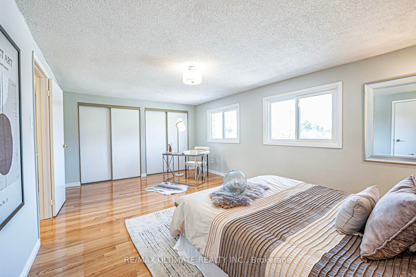 Photo 24 of 25 Larksmere Court, Markham, Milliken Mills West — HOMEH