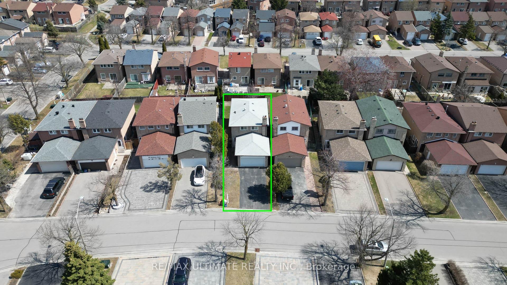 Photo 37 of 25 Larksmere Court, Markham, Milliken Mills West — HOMEH