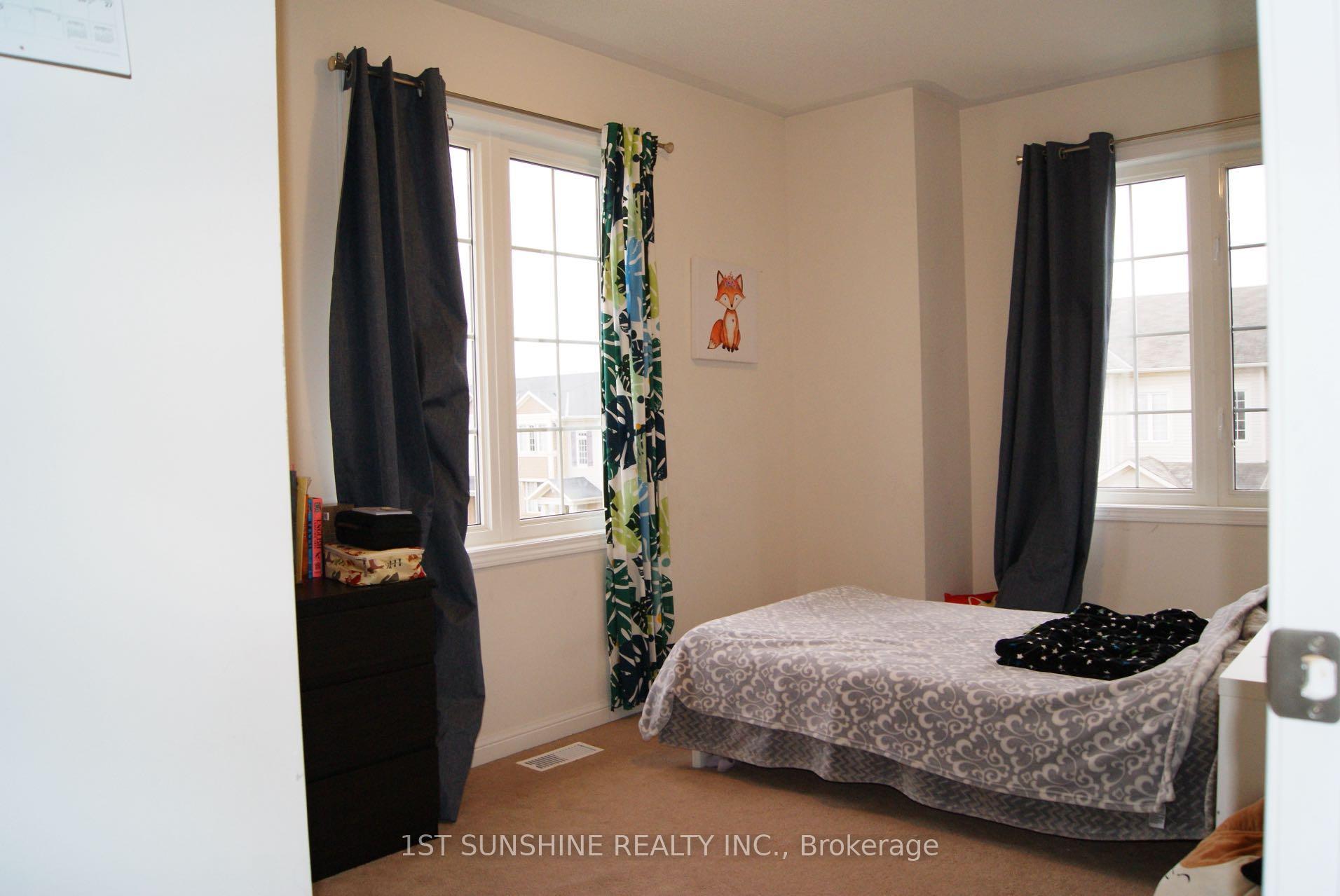 Photo 13 of 30 Emick Drive, Hamilton, Meadowlands — HOMEH
