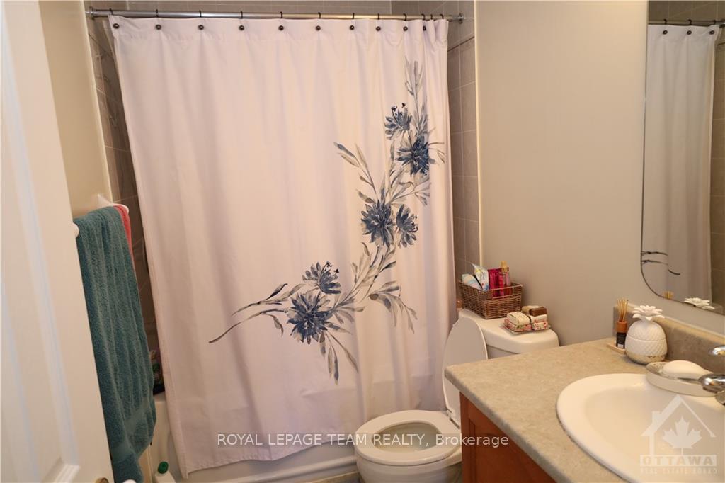 Photo 15 of 54 Macassa Circle, Ottawa, Kanata - Kanata Lakes/Heritage Hills — HOMEH