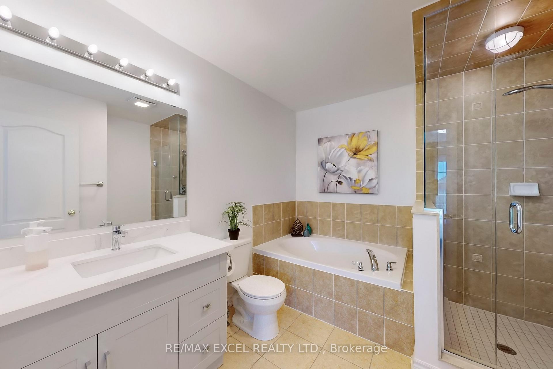 Photo 14 of 11 Vandaam Lane, Markham, Cathedraltown — HOMEH